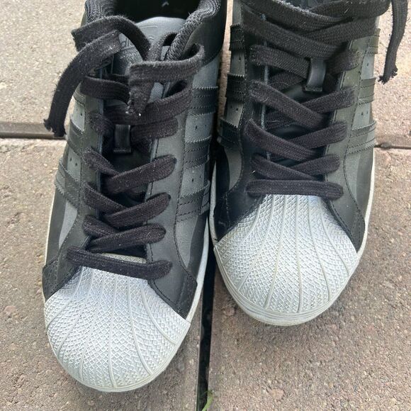 Adidas Superstar Shoes Men\'s Size 11 Black White Shell Toe Classic Sneakers main image 7